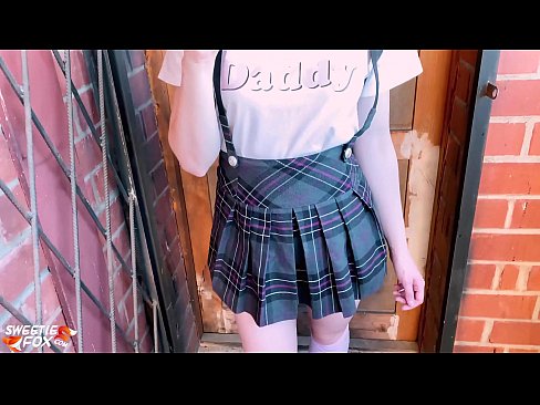 ❤️ L'escola es xucla la polla profundament i la folla en lloc de les classes. Vídeo de merda  al porno ca.xxxwow-net.ru ️❤